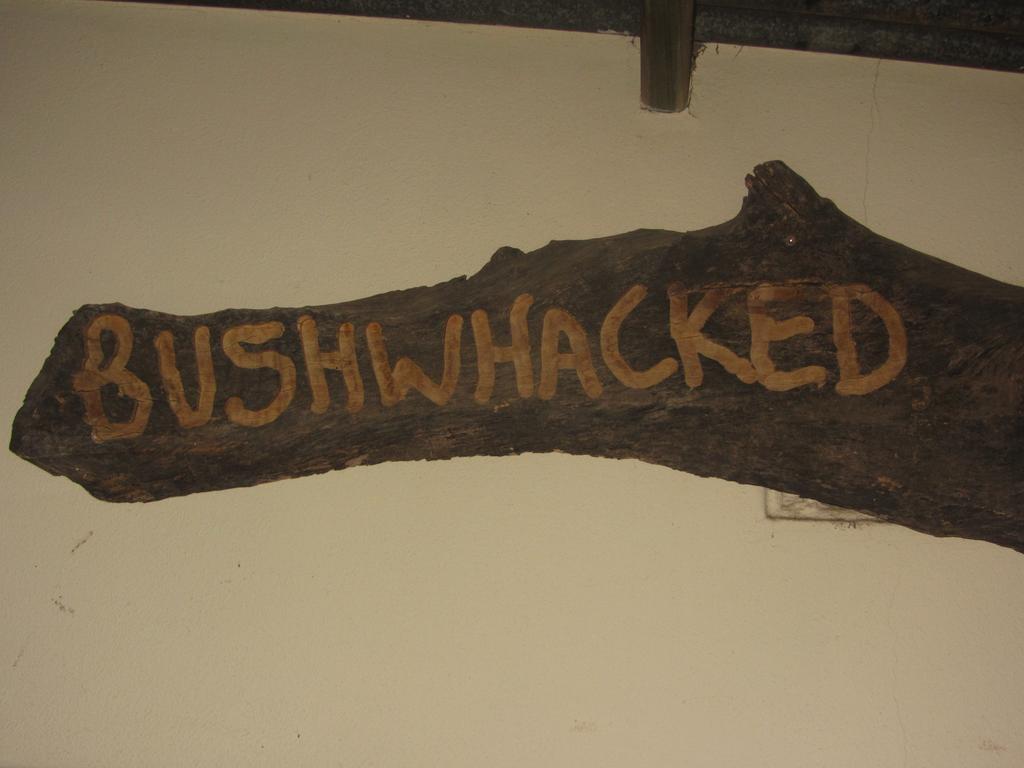Bushwhacked Barberton Hotel Bagian luar foto