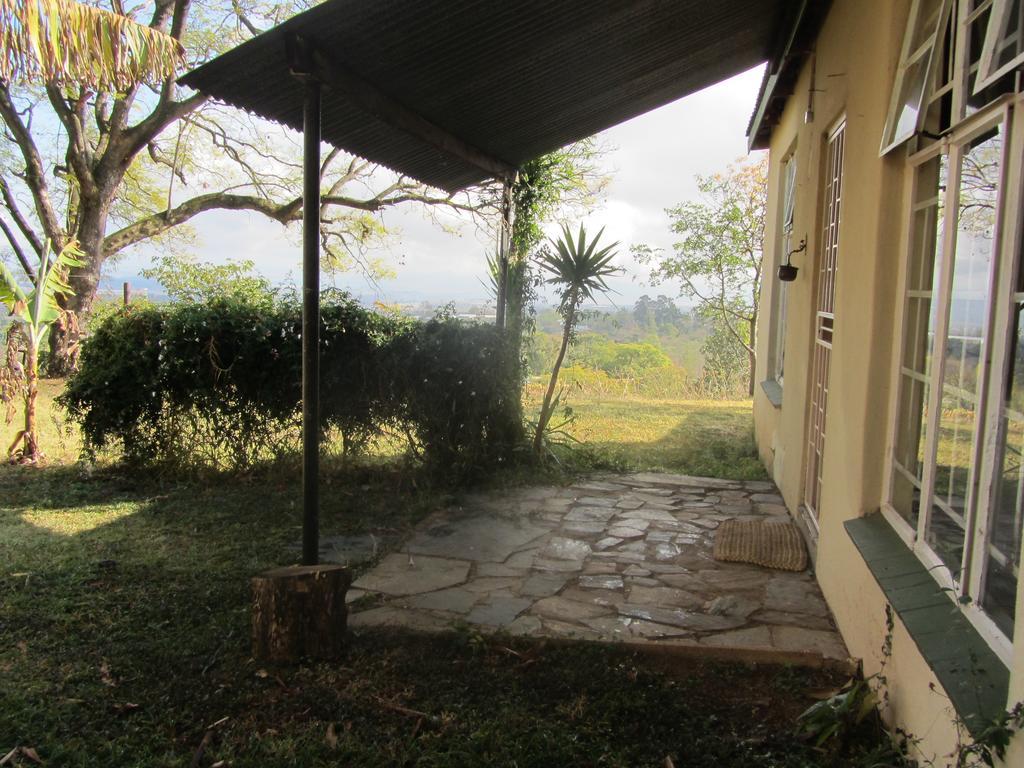 Bushwhacked Barberton Hotel Bagian luar foto