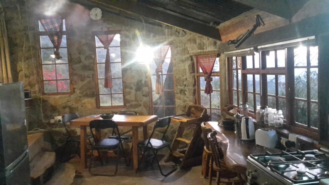 Bushwhacked Barberton Hotel Bagian luar foto